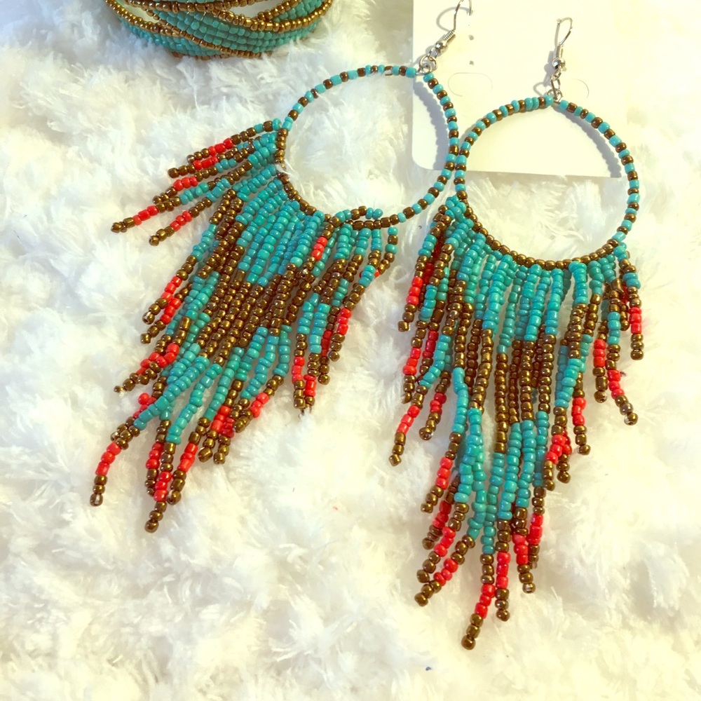 Bohemian seed bead earrings and bracelet set